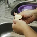 Устройства и приборы для определения показателя количества и качества клейковины (глютена) в пшенице и пшеничной муке