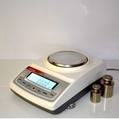 Весы ADT520 АХIS лабораторные электронные