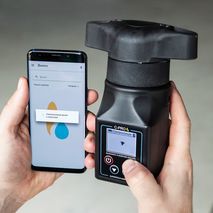 Підключіть вологомір до мобільного додатку SA Moisture connect (безкоштовно)