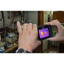 удобный портативный бытовой тепловизор FLIR C2