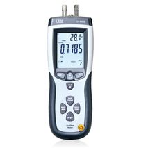 Дифманометр-измеритель скорости и расхода воздуха с трубкой Пито CEM DT-8920