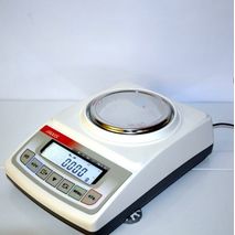 Весы ADT520 АХIS лабораторные цифровые